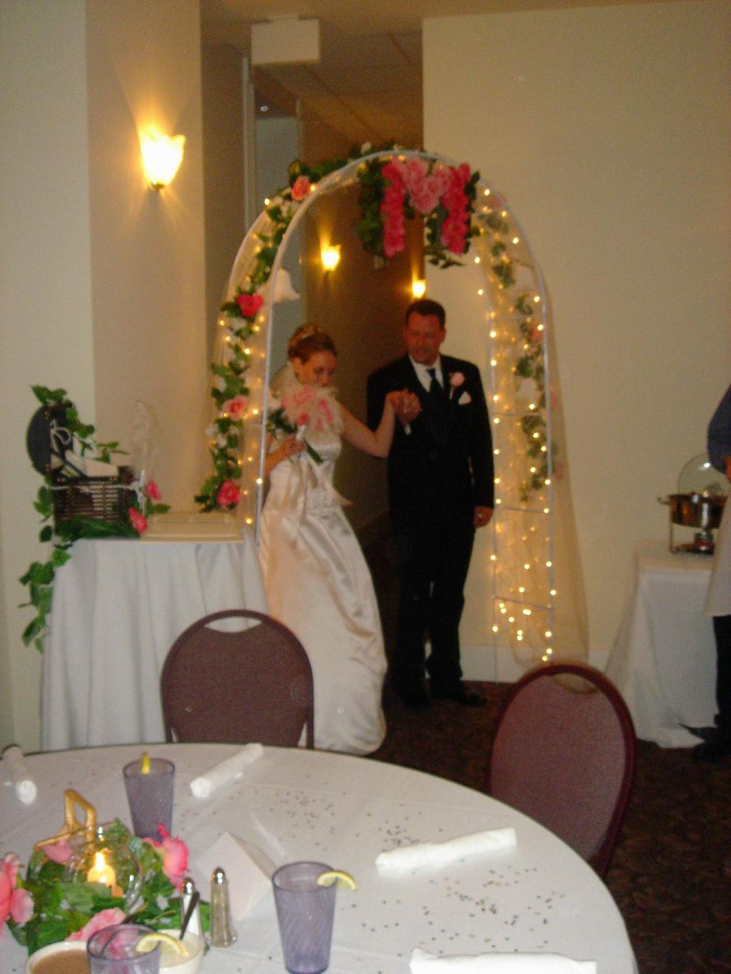 2005/03(March)/02(Mount-Wedding)/1024x768_2005-03-05 19-39-30.JPG